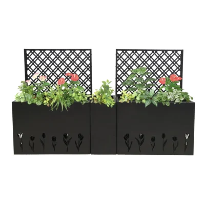 Black Metal Planter Boxes – Three-Piece Set Two wide black planter boxes with trellis panels and a small square planter between them; plants shown for styling.